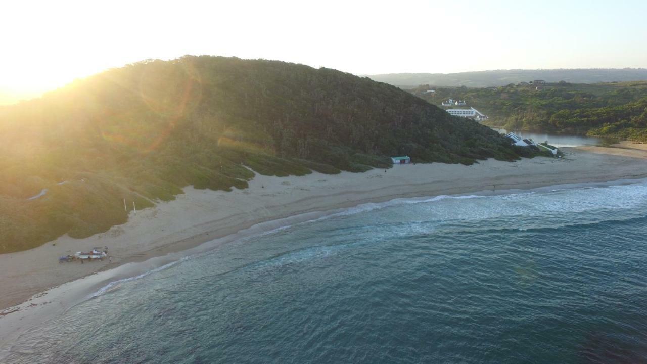 Port Edward Holiday Resort ภายนอก รูปภาพ