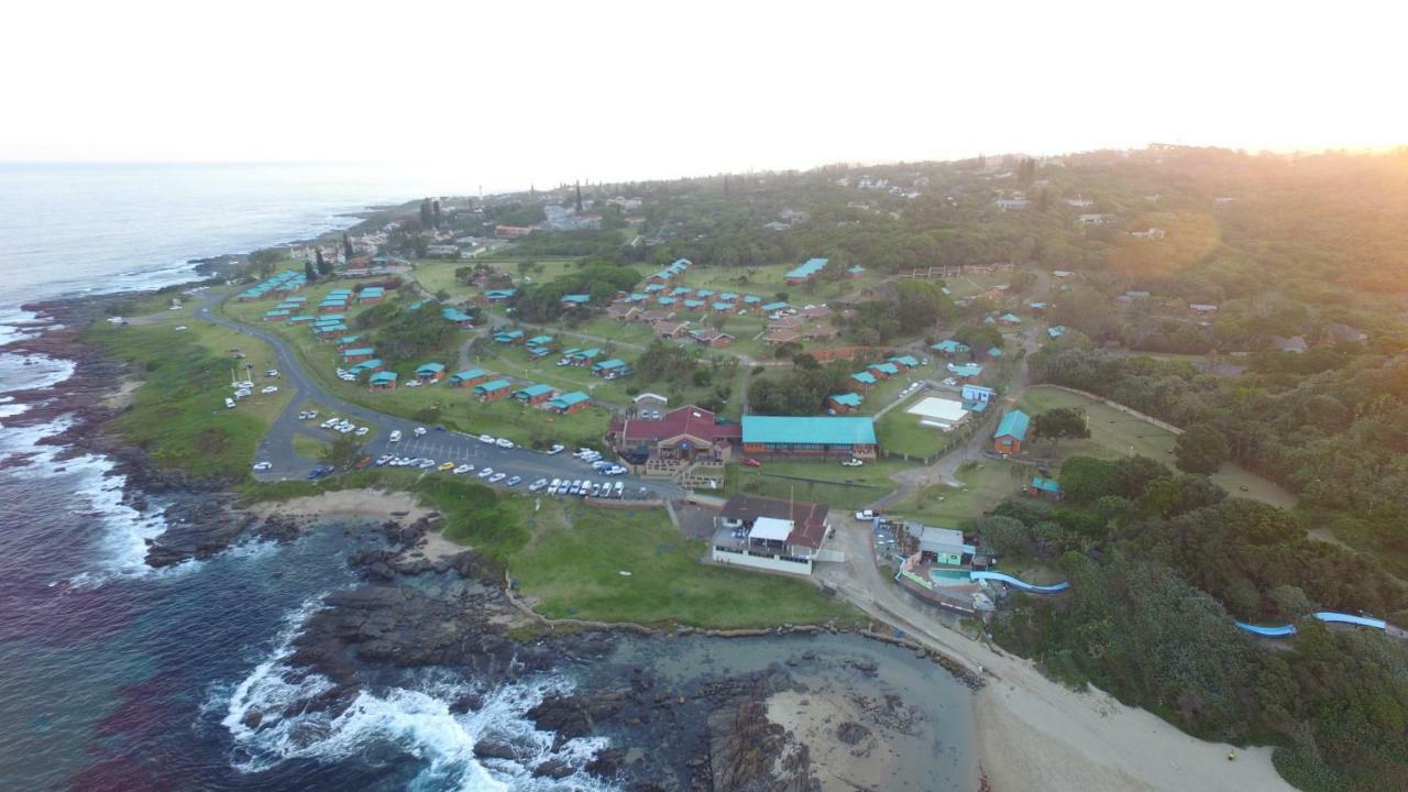Port Edward Holiday Resort ภายนอก รูปภาพ