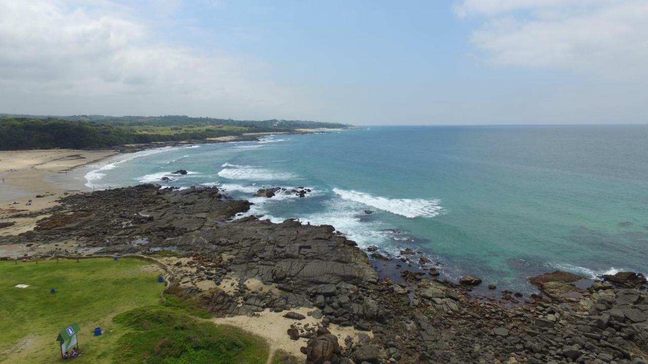 Port Edward Holiday Resort ภายนอก รูปภาพ