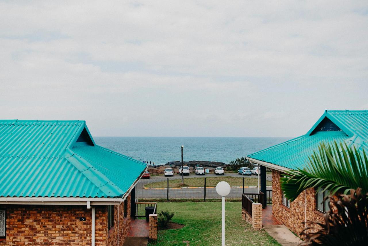 Port Edward Holiday Resort ภายนอก รูปภาพ
